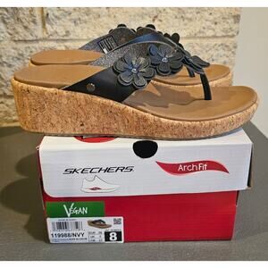 Skechers Vegan Arch Fit Beverlee Thong Wedge Sandal, Rare Blossom Sz 8, NWB, New